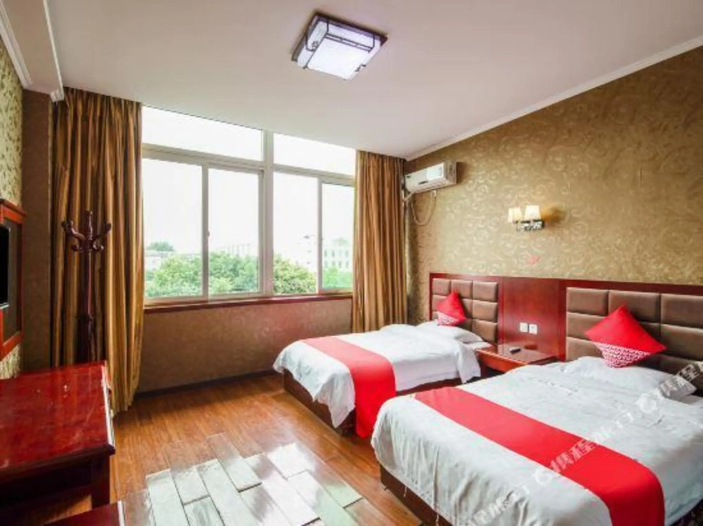 Чэнду: Longjing Business Hotel