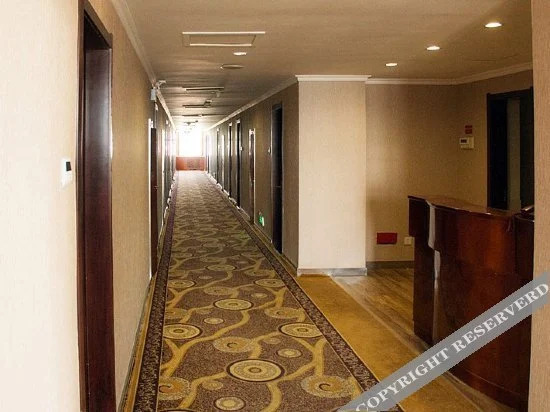 Урумчи: Xinjiang Jianshe Hotel