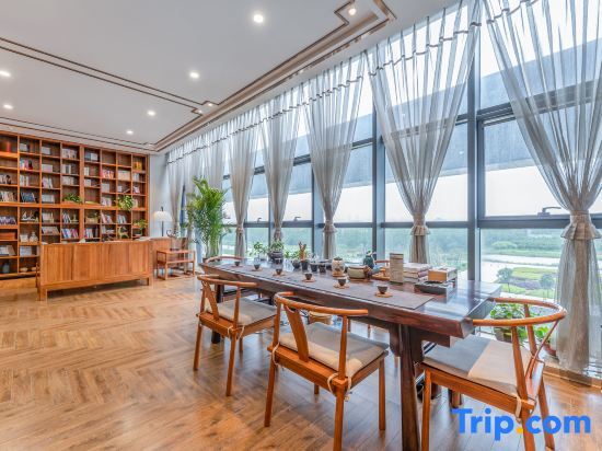 Ляньюньган: Kangyuan Ginkgo Ecological Hotel