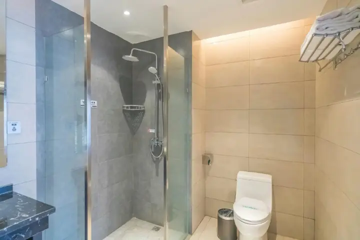 Ляньчжу: Mijng Qiyuan Minority Theme Hotel