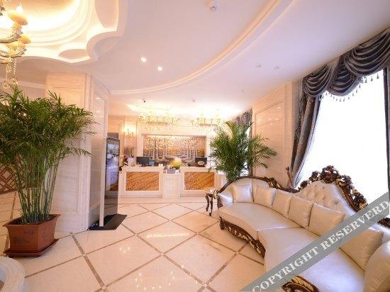 Харбин: Harbin Zhenning Hotel (Central Street Subway Station Sophia Church Branch)