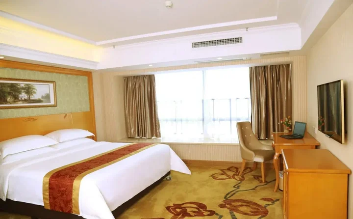 Чжуншань: Vienna International Hotel Zhongshan Torch Zone