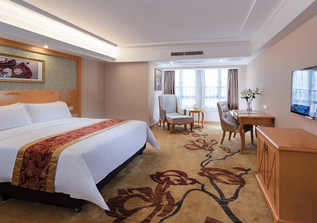 Чжуншань: Vienna International Hotel Zhongshan Torch Zone