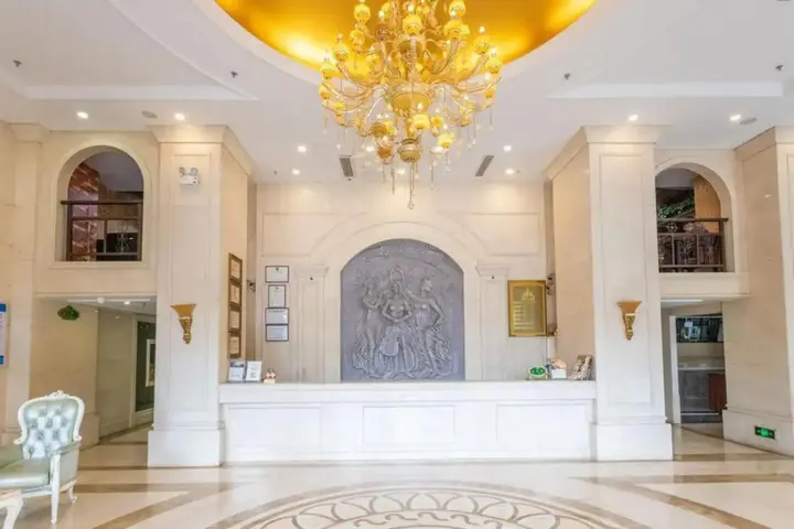 Чжуншань: Vienna International Hotel Zhongshan Torch Zone