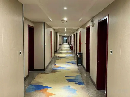 Лоян: Zizhu Hotel