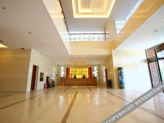 Таншань: Zhongde Business Hotel
