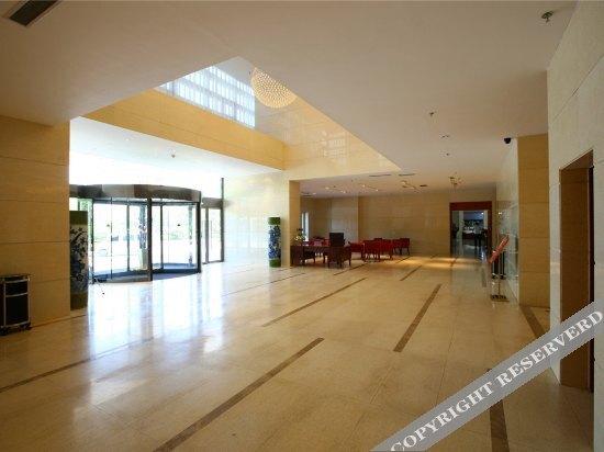 Таншань: Zhongde Business Hotel