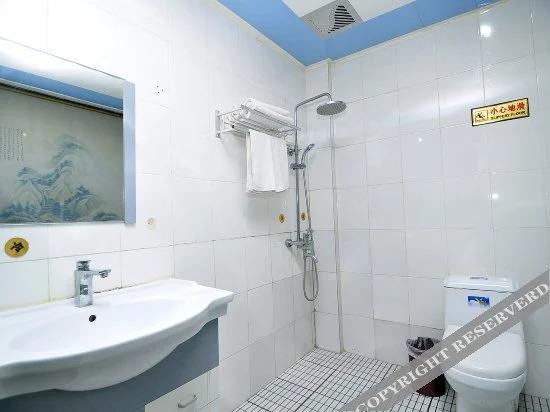 Цюйцзин: Tianyuan Hotel