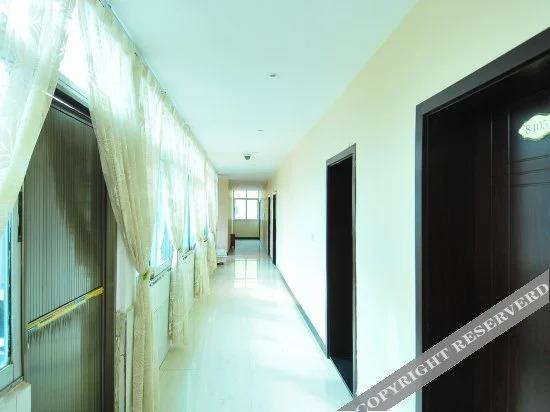 Цюйцзин: Tianyuan Hotel