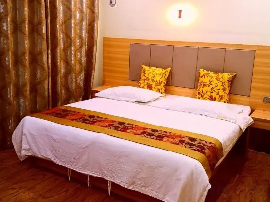 Гуйлинь: Xingui Fashion Hotel (Guilin North Station)