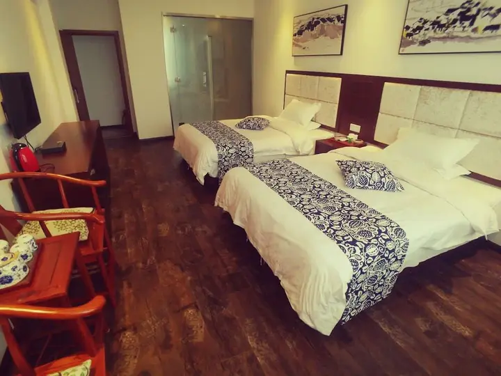 Цзясинь: Wuzhen Shingle Hotel