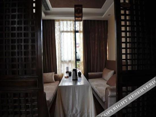 Наньчун: Yilian Hotel