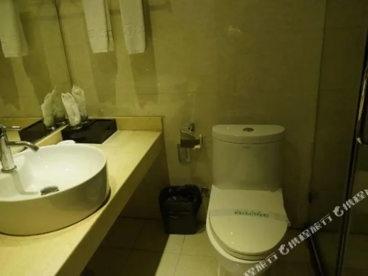 Лоян: Yanshi Hotel