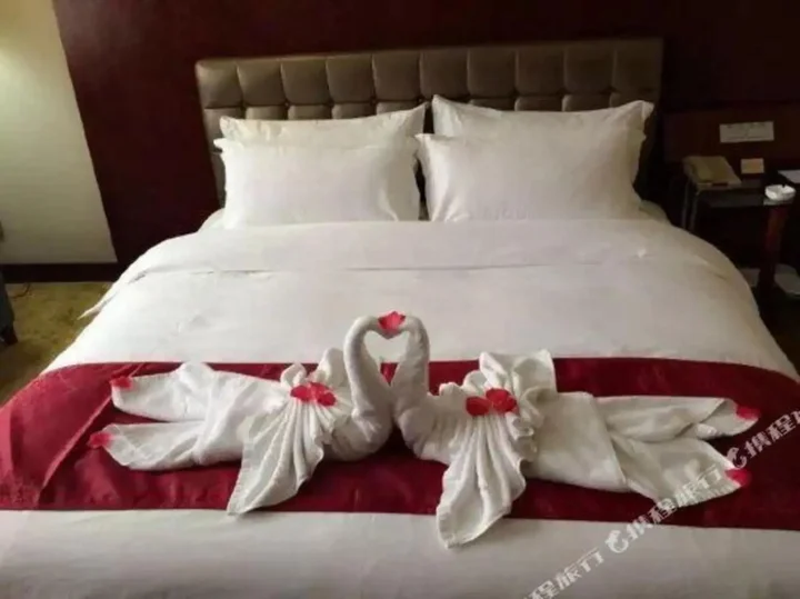 Лоян: Yanshi Hotel