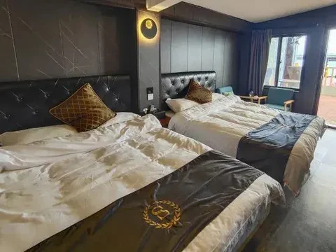 Шэньчжэнь: Linhai Xiaozhu Inn
