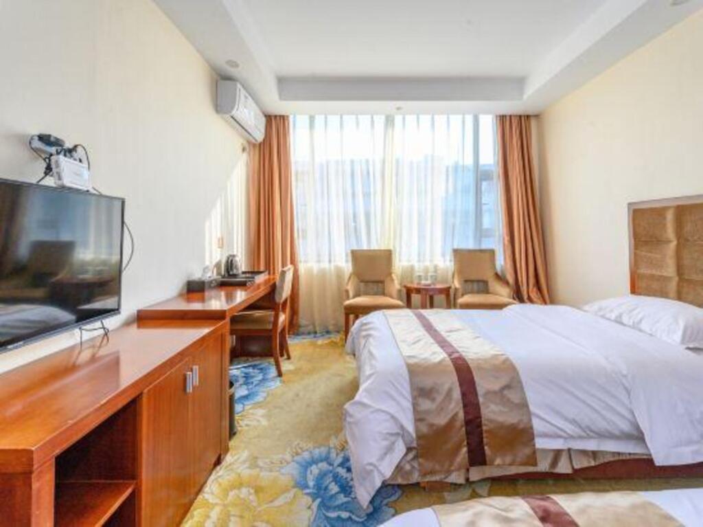 Hello Hotel (Yuzhong Ancient City) — фото 3