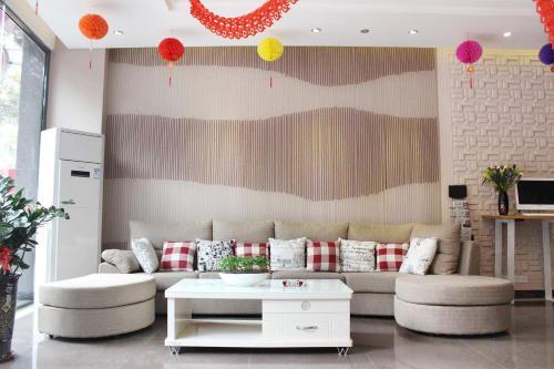 Цзиньюань: Bisha Island Hotel (Qingyuan Qiaobei Road)
