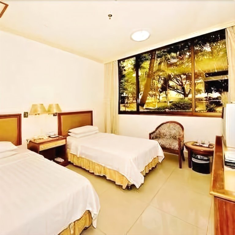 Чжаоцин: Songtao Hotel