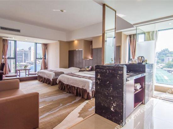 Учжоу: Created Ashton Business Hotel