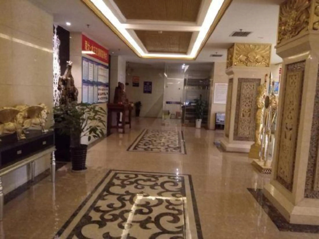 Вэйнань: Lian Da Water Cube Hotspring Hotel