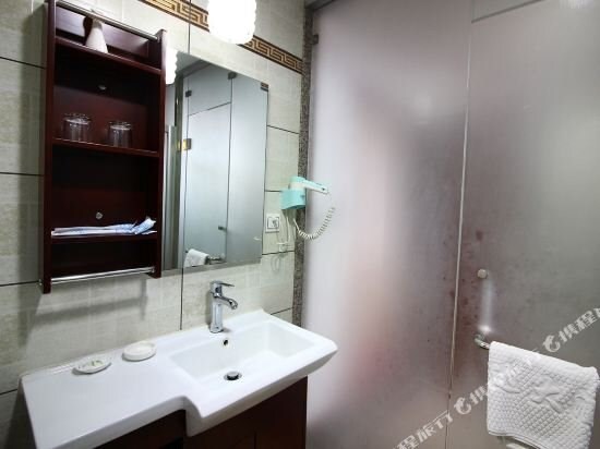 Цзиньюань: Shunda Hotel