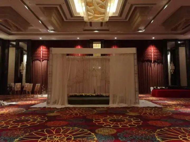 Хэнъян: Laibor international hotel