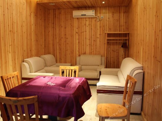 Ичан: Yichang Changyang North Island Hotel