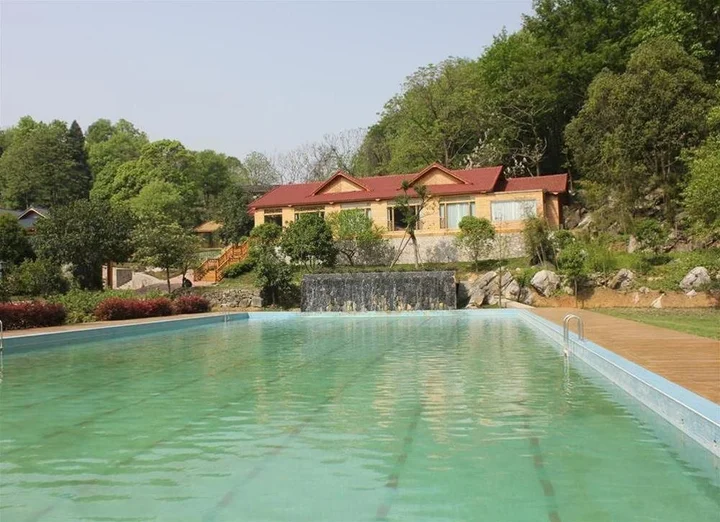 Ичан: Yichang Changyang North Island Hotel