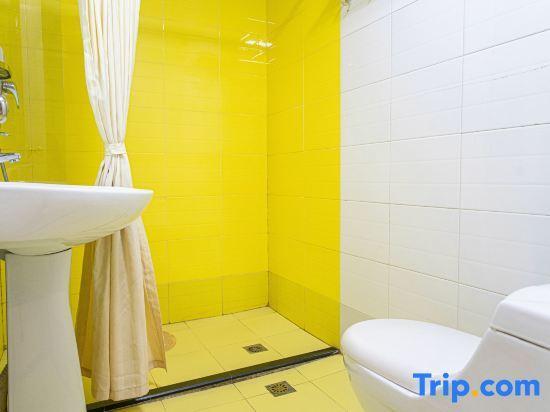 Ичан: Xinshidai Business Hotel