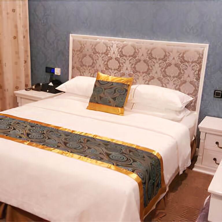 Ухань: Rui'an Yinglun Hotel (Wuhan Chuhe Hanjie)