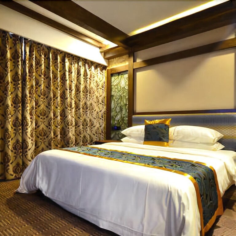 Ухань: Rui'an Yinglun Hotel (Wuhan Chuhe Hanjie)