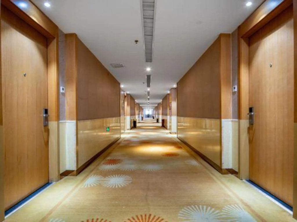 Вэйнань: Hua Nian Hotel