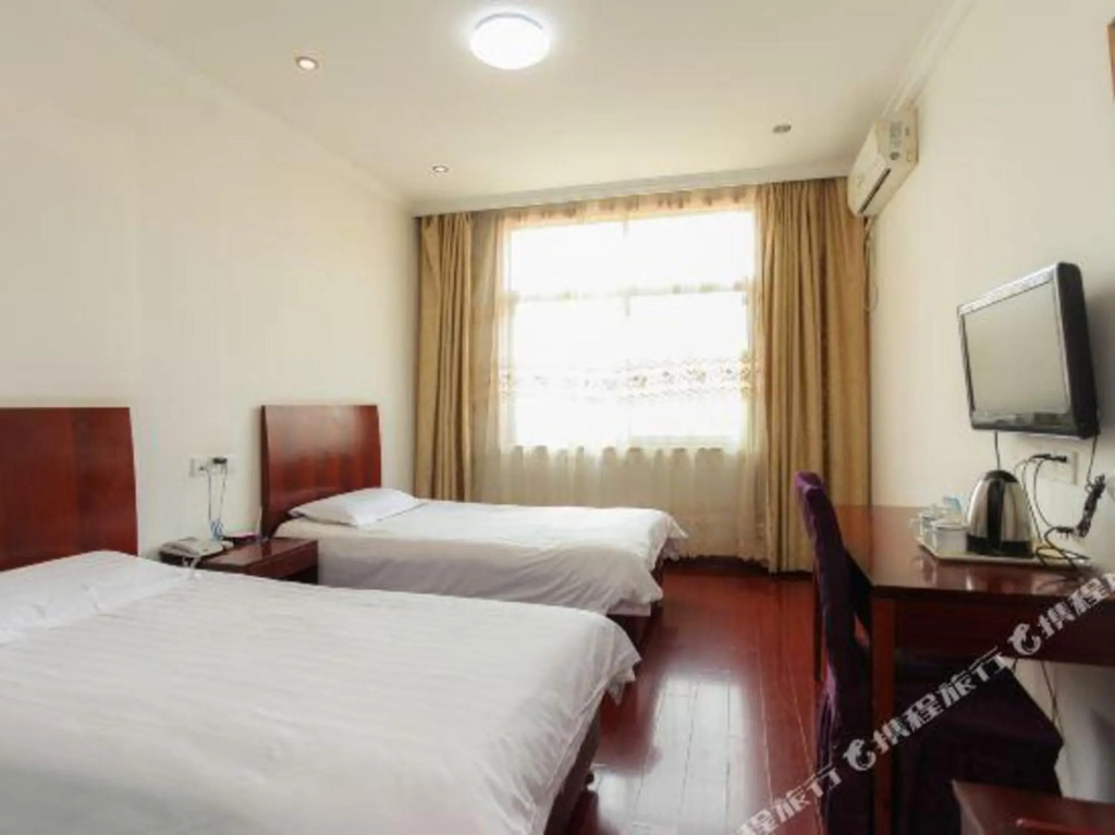 Наньтун: Yuzhou Business Hotel