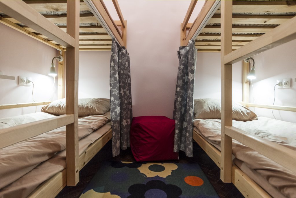 Санкт-Петербург: Uyutnoe Oblako Na Rubinshtejna Hostel