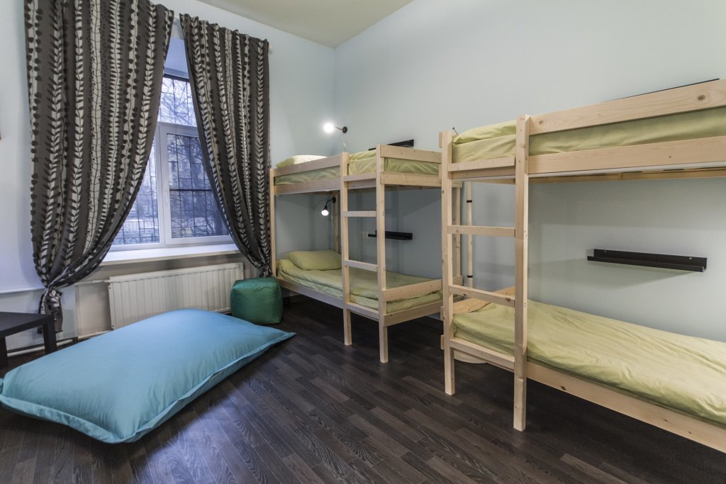 Санкт-Петербург: Uyutnoe Oblako Na Rubinshtejna Hostel