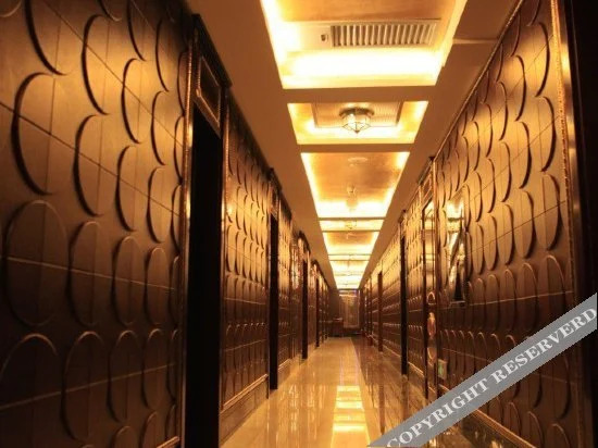 Даньдун: Ripple Hotel (Dandong Yalu River Bank)