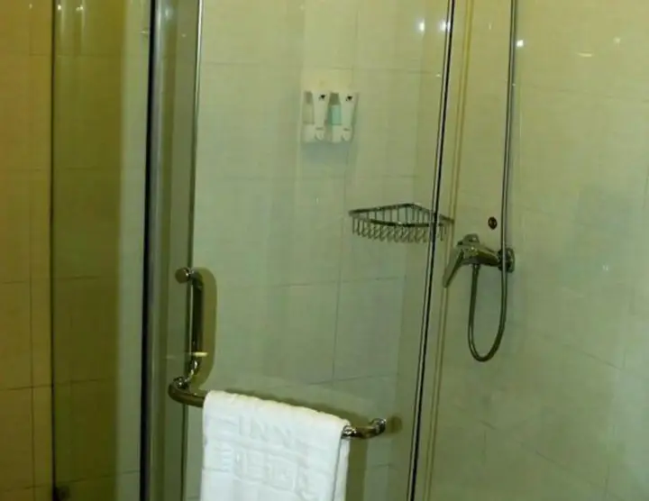 Хецзе: Grace Inn Yellow River Branch