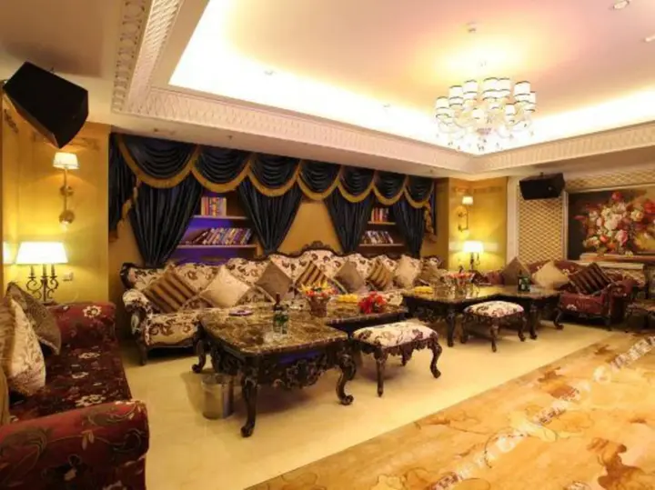 Хэнъян: Shenlongyingjia Hotel