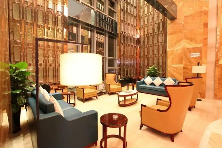 Хэнъян: Shenlongyingjia Hotel