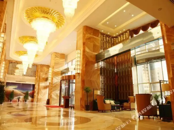 Хэнъян: Shenlongyingjia Hotel