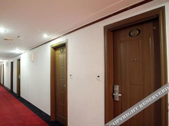 Джиангме: Yihe Hotel