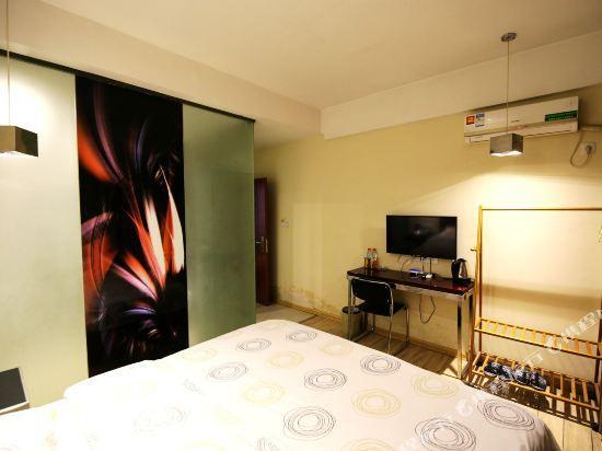 Наньнин: Weiya Bianjie Hotel
