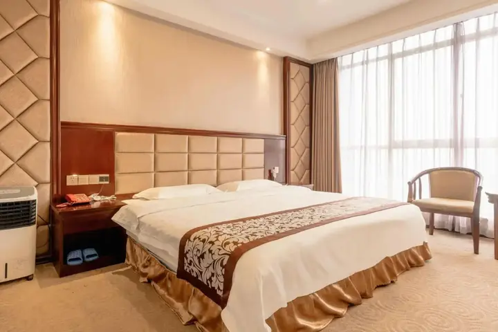 Юэян: Dongfang Mingzhu Hotel