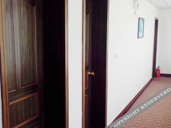 Мую: Tiannong Hotel