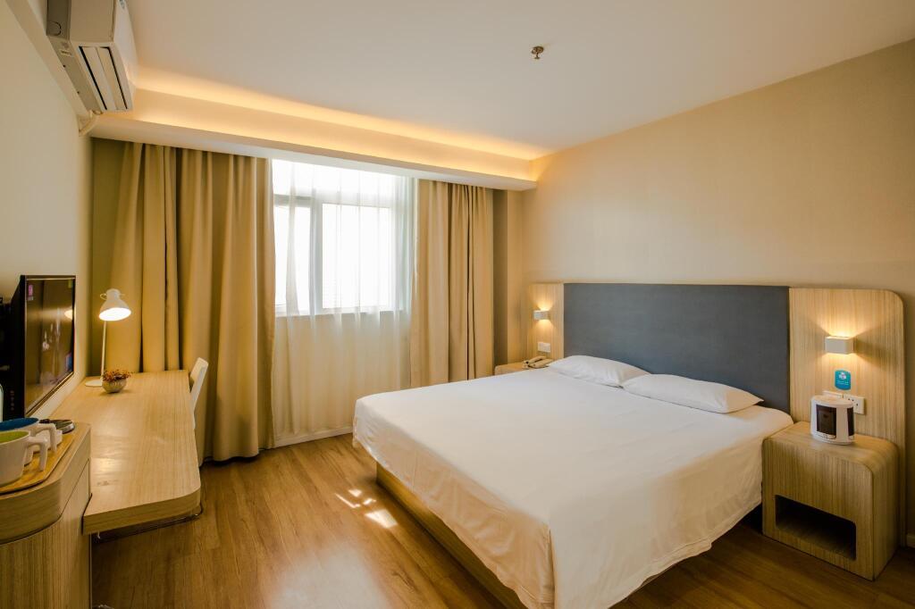 Neijiang: Hanting Hotel Neijiang Xilin Avenue