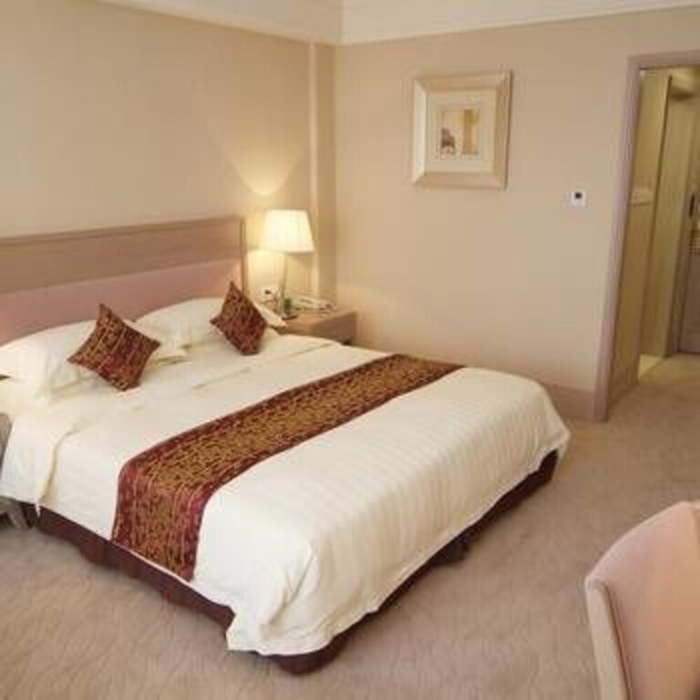 Чжэнчжоу: Pingmei Business Hotel