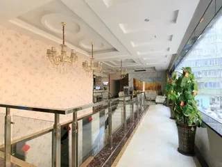Лючжоу: 柳州贝尔希望宾馆(地王新天地店)