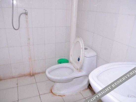 Лоян: Chengde Motel