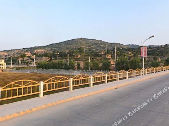 Пинлян: Zhenyuan Hotel