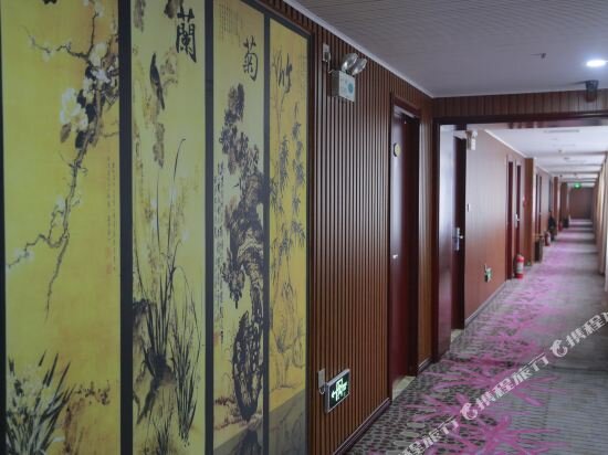 Лоян: 洛阳玉珠商务酒店